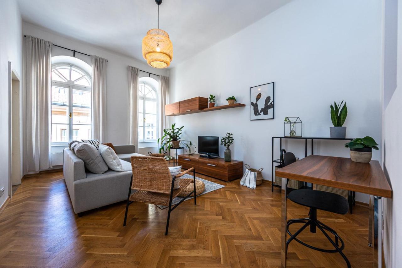 Charles Apartments In Old Town Prague Exterior photo