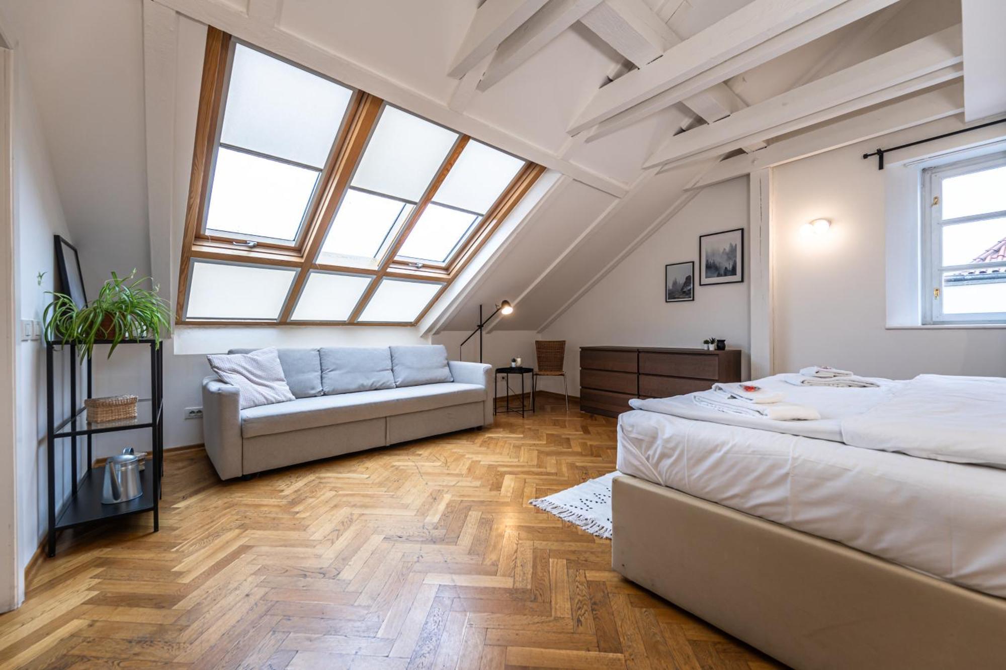 Charles Apartments In Old Town Prague Exterior photo