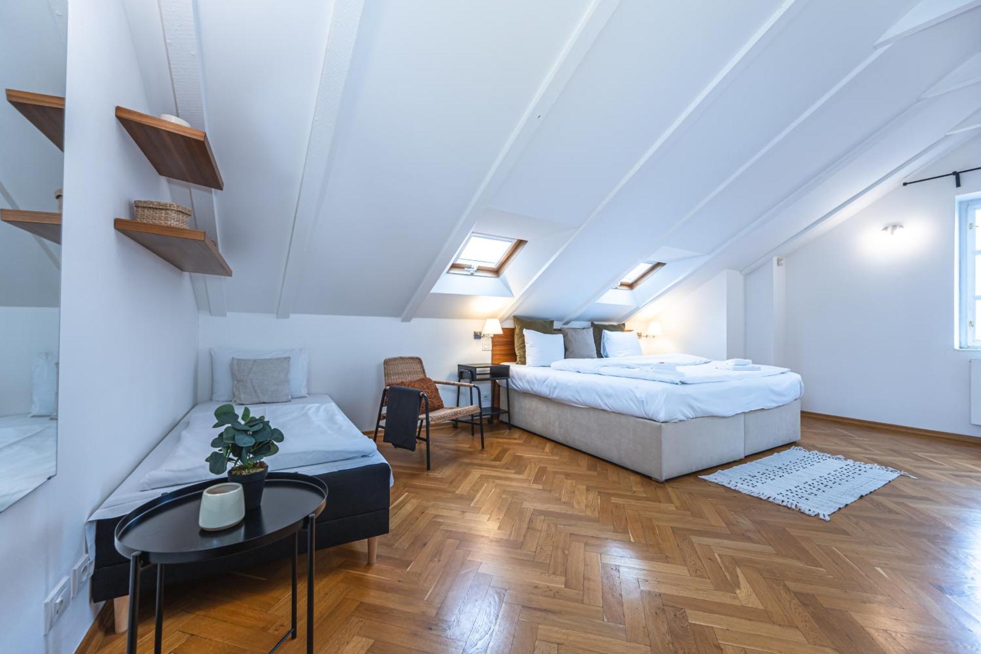 Charles Apartments In Old Town Prague Exterior photo