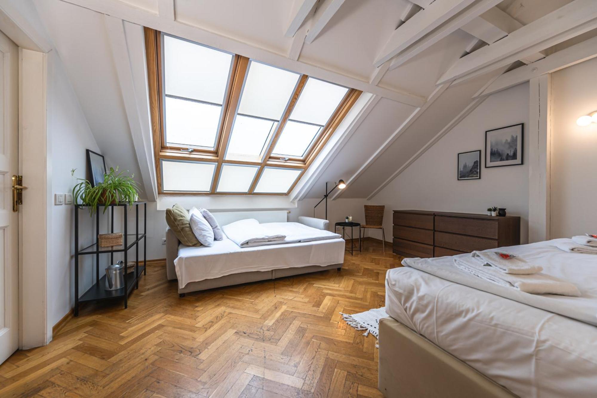 Charles Apartments In Old Town Prague Exterior photo