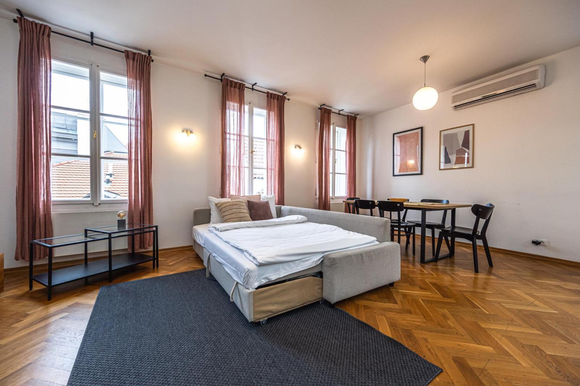 Charles Apartments In Old Town Prague Exterior photo